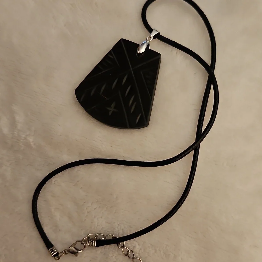 Vintage 1970s Black Geometric Carved Lucite Tribal Pendant Rope Necklace